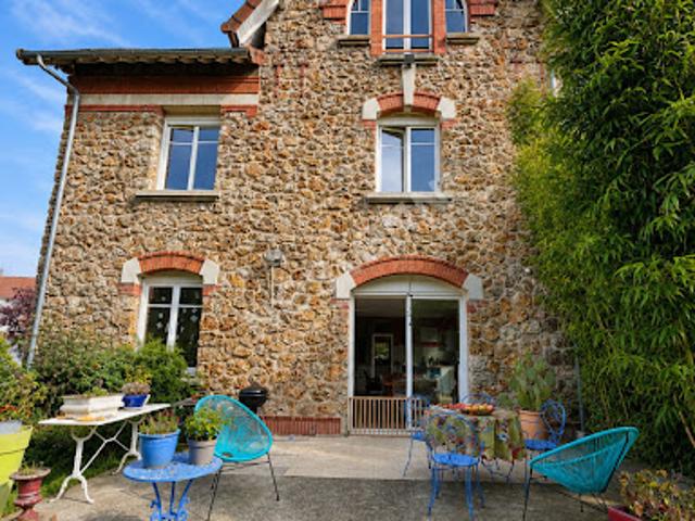 Vente Maison 9 pièces 201 m2 Neufchâtel sur Aisne