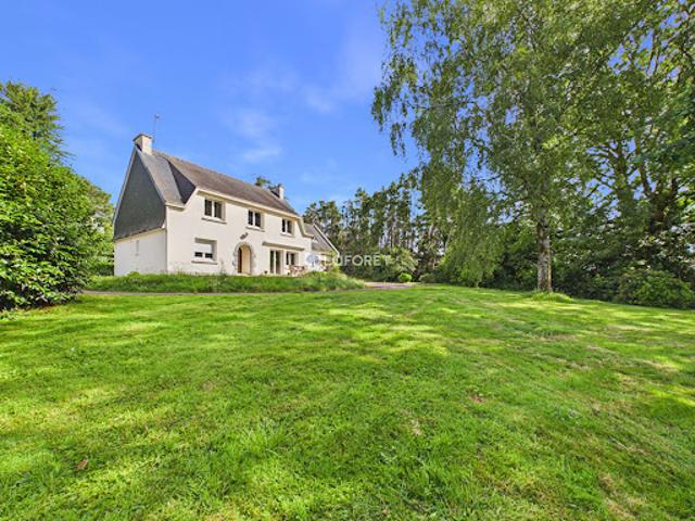 Vente Maison 9 pièces 201 m2 Pleyben