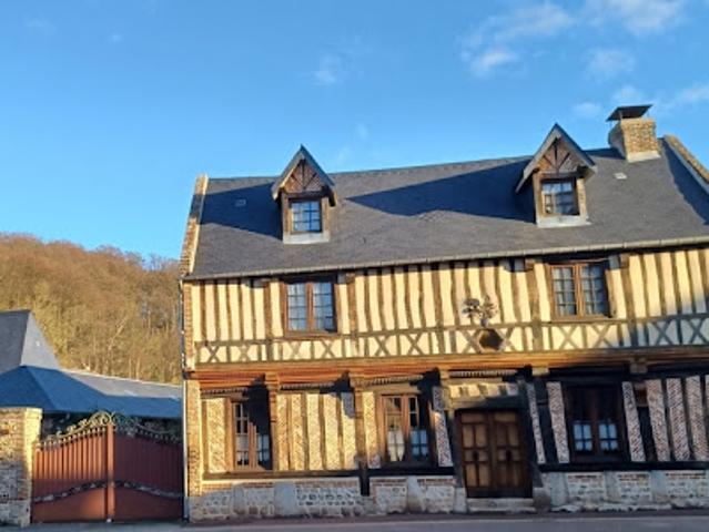 Vente Maison 9 pièces 202 m2 Grainville la Teinturière