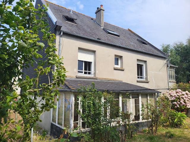 Vente Maison 9 pièces 202 m2 Roscoff