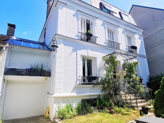 Vente Maison 9 pièces 203 m2 Chelles