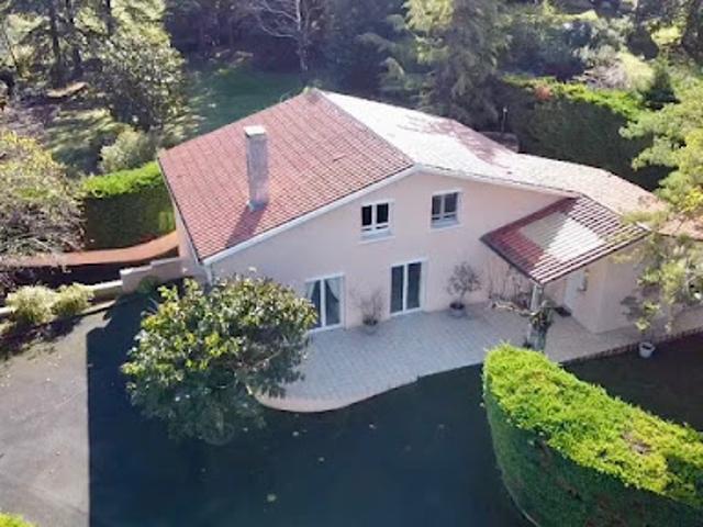 Vente Maison 9 pièces 215 m2 Castres