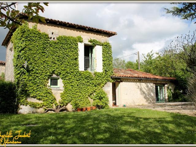 Vente Maison 9 pièces 215 m2 Chalais