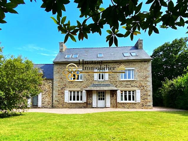 Vente Maison 9 pièces 215 m2 Lannion