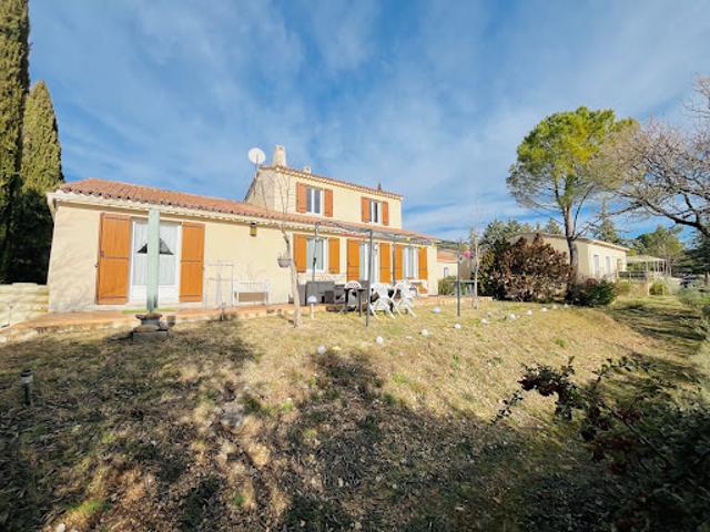 Vente Maison 9 pièces 217 m2 Saint Saturnin lès Apt
