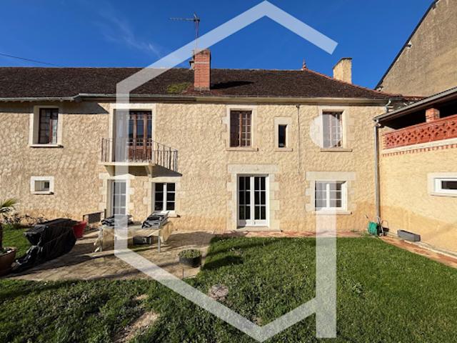 Vente Maison 9 pièces 218 m2 Donzy