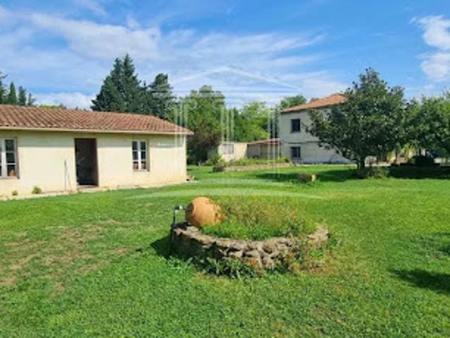 Vente Maison 9 pièces 210 m2 Sorgues