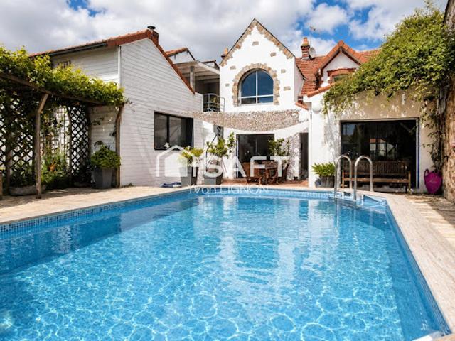 Vente Maison 9 pièces 213 m2 Chauvé