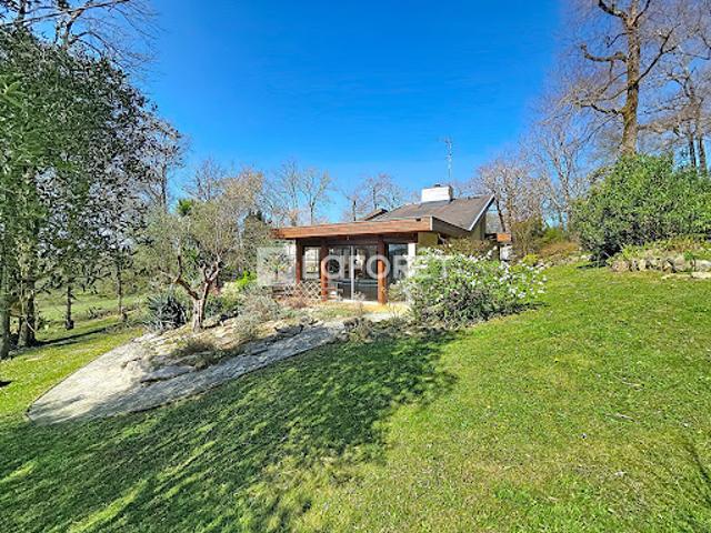 Vente Maison 9 pièces 225 m2 Orthez