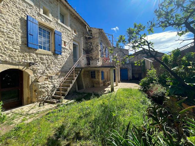 Vente Maison 9 pièces 225 m2 Les Granges Gontardes