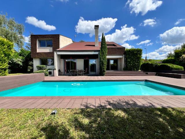 Vente Maison 9 pièces 228 m2 Caluire et Cuire