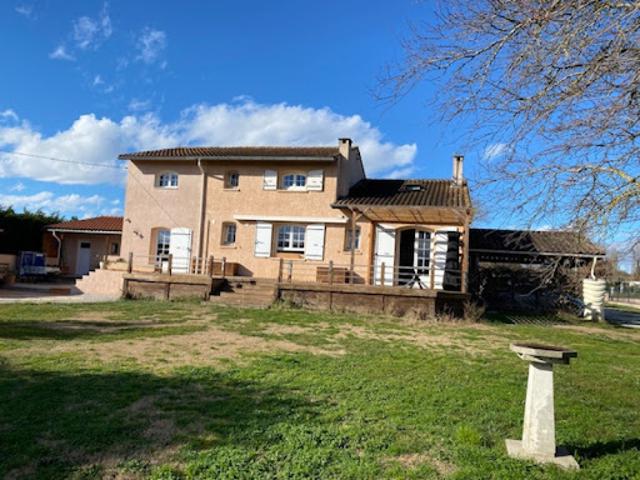 Vente Maison 9 pièces 228 m2 Lempaut