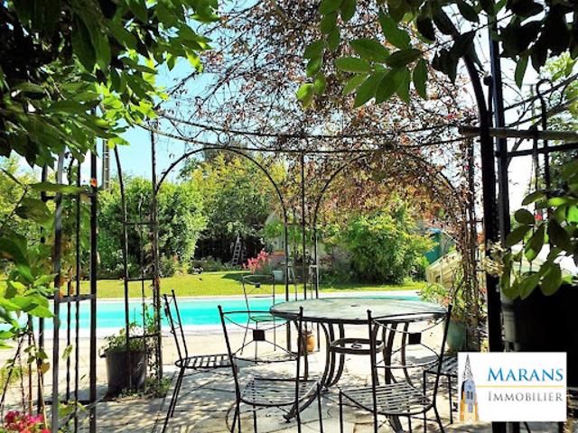 Vente Maison 9 pièces 229 m2 Chaillé les Marais