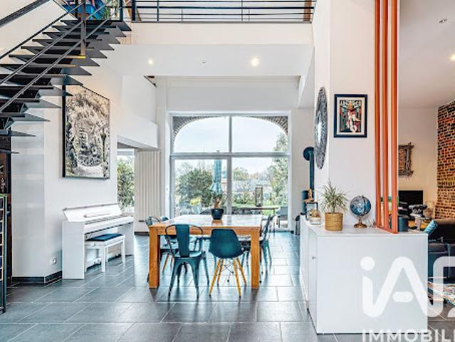 Vente Maison 9 pièces 220 m2 Curgies