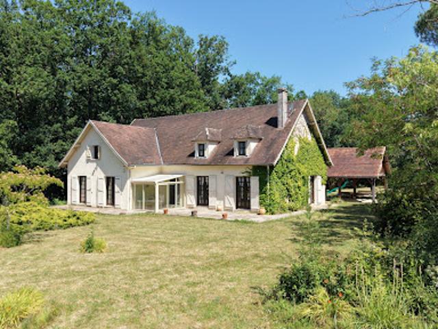 Vente Maison 9 pièces 220 m2 Villeneuve sur Lot