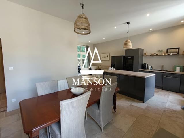 Vente Maison 9 pièces 222 m2 Lormont