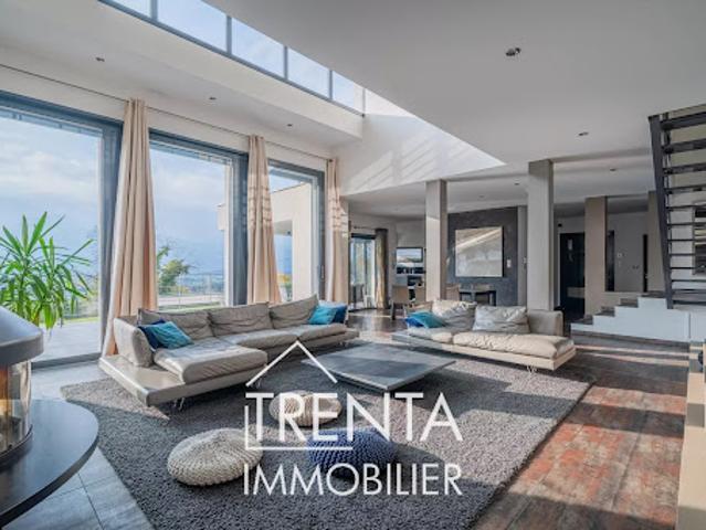 Vente Maison 9 pièces 222 m2 Saint Jean de Moirans