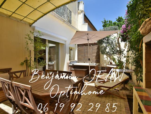 Vente Maison 9 pièces 222 m2 Serignan