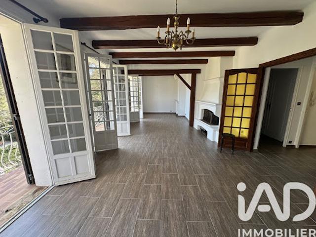 Vente Maison 9 pièces 235 m2 Carnoux en Provence
