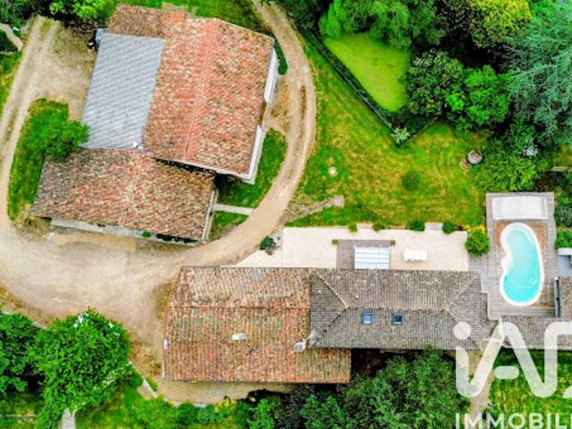 Vente Maison 9 pièces 235 m2 Queaux