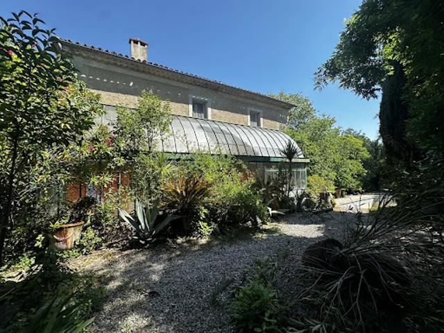 Vente Maison 9 pièces 237 m2 Saint Mathieu de Tréviers