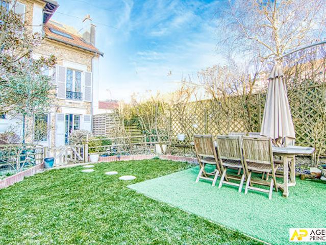 Vente Maison 9 pièces 237 m2 Versailles