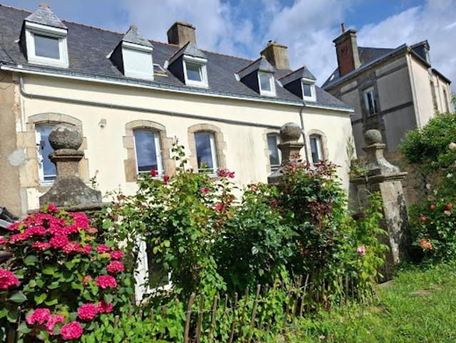 Vente Maison 9 pièces 238 m2 Locminé