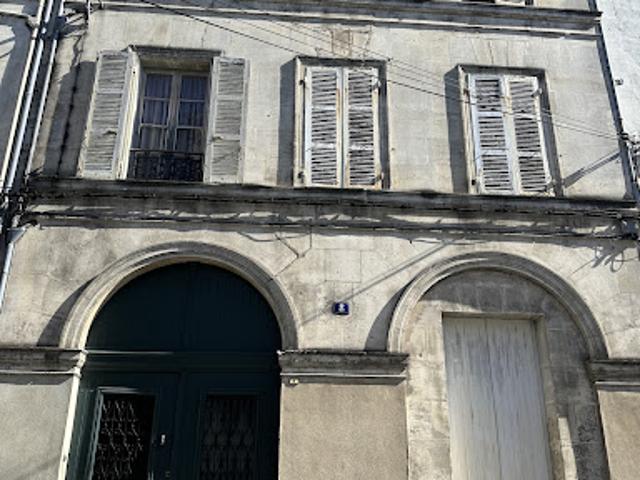 Vente Maison 9 pièces 239 m2 Cognac