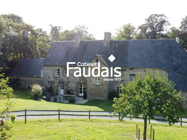 Vente Maison 9 pièces 230 m2 Agneaux