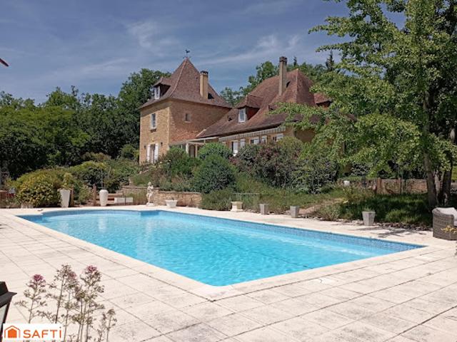 Vente Maison 9 pièces 230 m2 Le Bugue