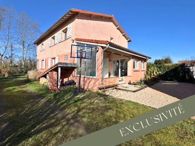 Vente Maison 9 pièces 230.75 m2 Montesquieu Volvestre