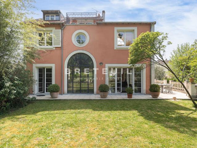 Vente Maison 9 pièces 233 m2 Garches