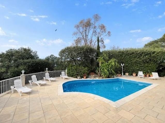 Vente Maison 9 pièces 233 m2 Six Fours les Plages