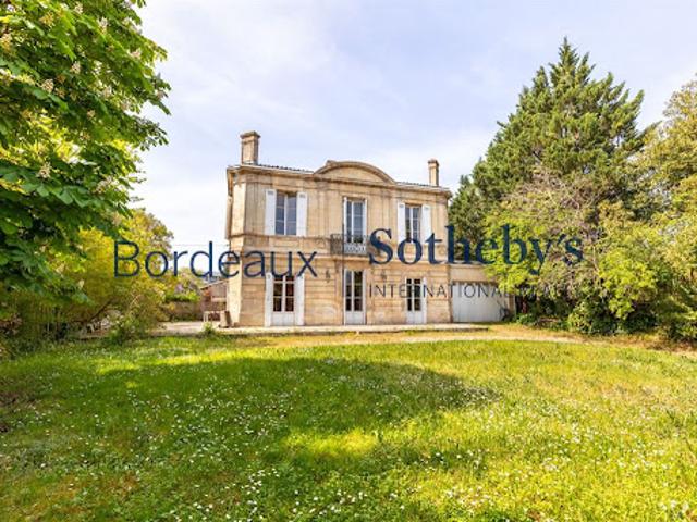 Vente Maison 9 pièces 244 m2 Bordeaux