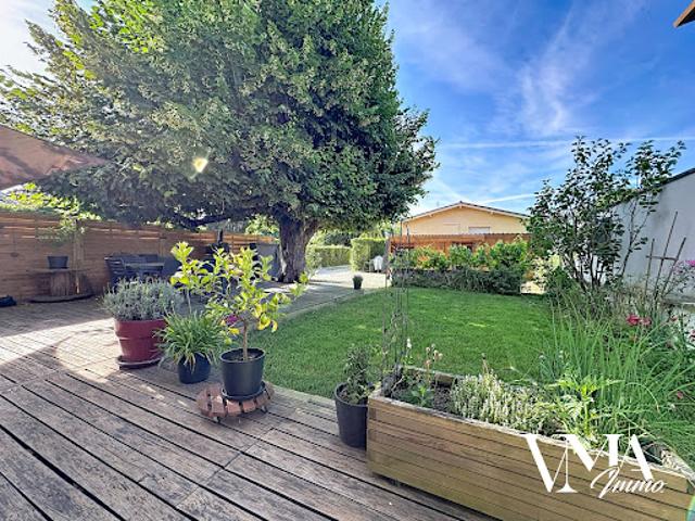 Vente Maison 9 pièces 245 m2 Chazay d'Azergues