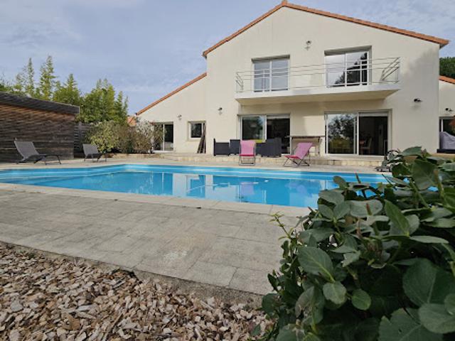 Vente Maison 9 pièces 245 m2 Cholet