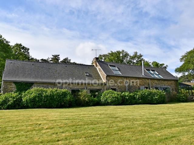 Vente Maison 9 pièces 245 m2 Pleucadeuc