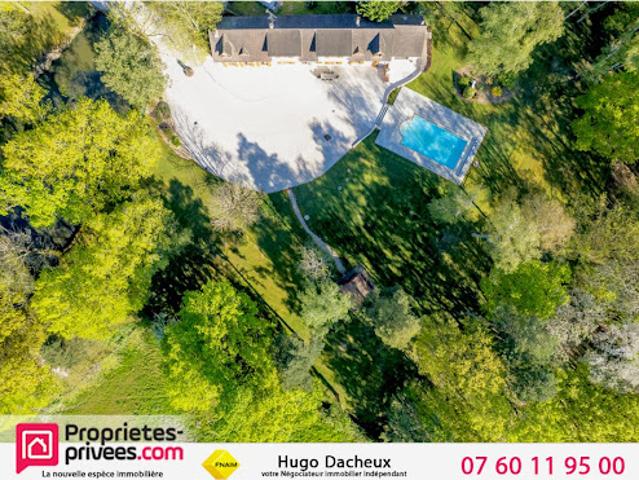 Vente Maison 9 pièces 245.35 m2 Vierzon