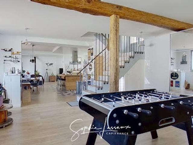 Vente Maison 9 pièces 247 m2 Vaureal
