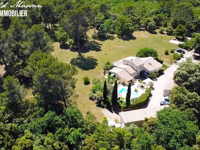 Vente Maison 9 pièces 240 m2 Besse sur Issole