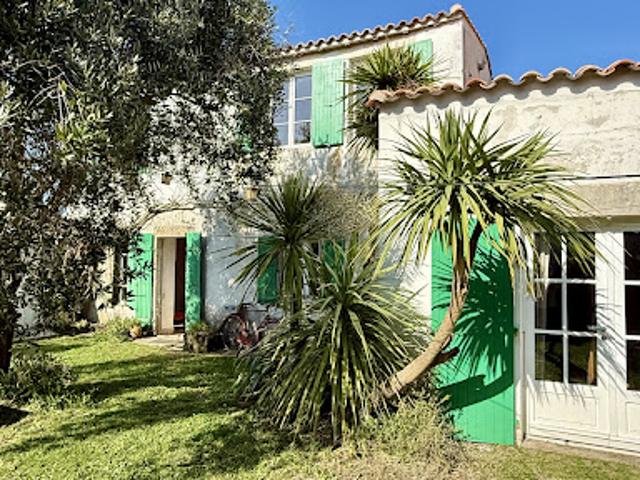 Vente Maison 9 pièces 240 m2 Loix