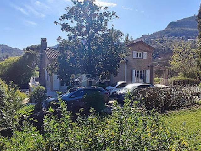 Vente Maison 9 pièces 241.92 m2 Tourrettes sur Loup