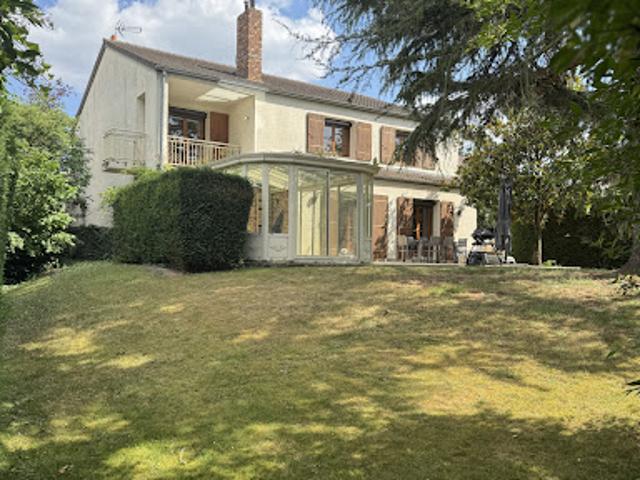 Vente Maison 9 pièces 242 m2 Aulnay sous Bois