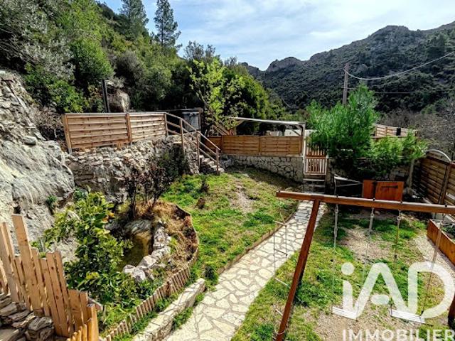 Vente Maison 9 pièces 242 m2 Fontjoncouse