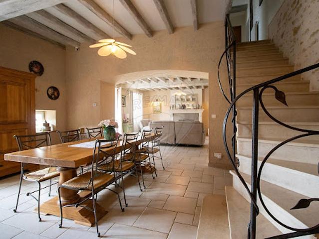 Vente Maison 9 pièces 243 m2 Chevannes