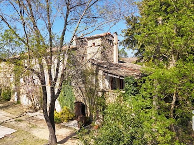 Vente Maison 9 pièces 243 m2 Vezenobres
