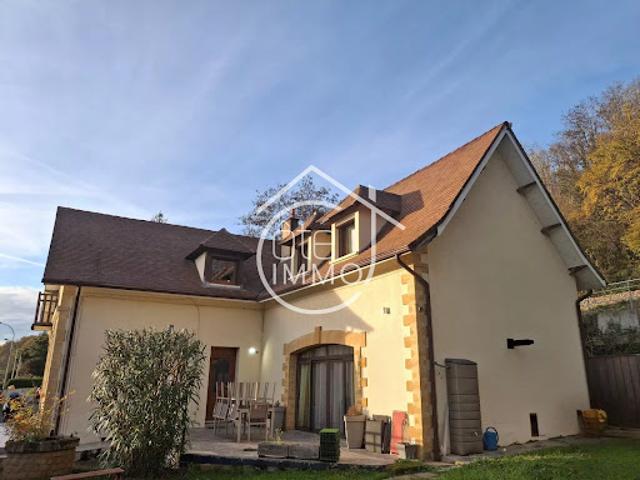 Vente Maison 9 pièces 243.89 m2 Creysse