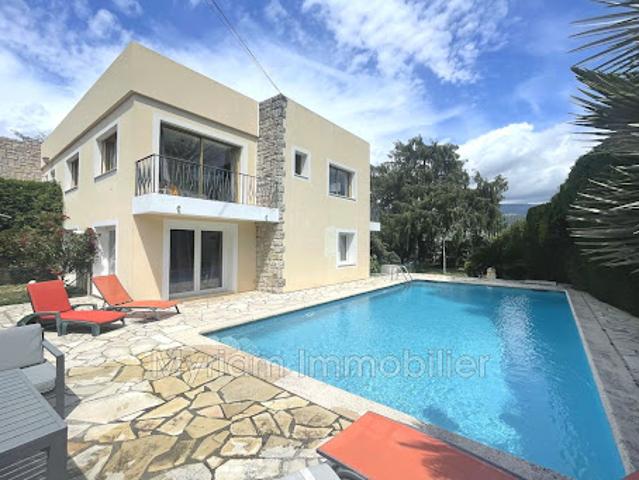 Vente Maison 9 pièces 255 m2 Peymeinade