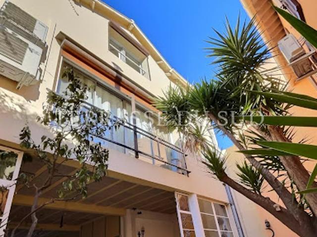 Vente Maison 9 pièces 256 m2 Marseille 8ème
