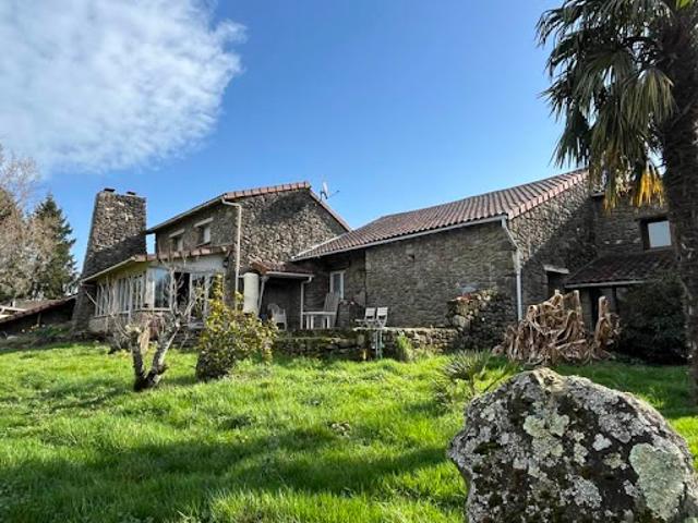 Vente Maison 9 pièces 256 m2 La Bazeuge